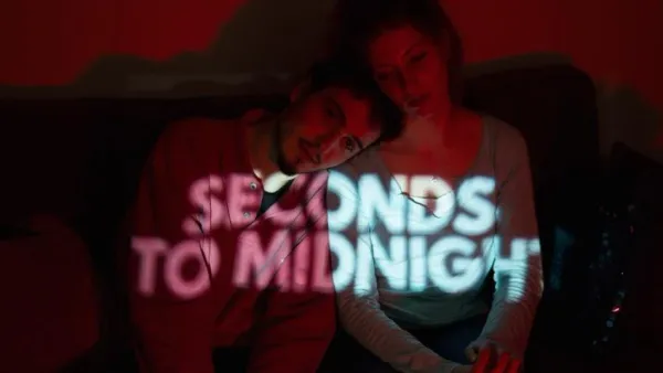 Theatre-watch: Seconds to Midnight